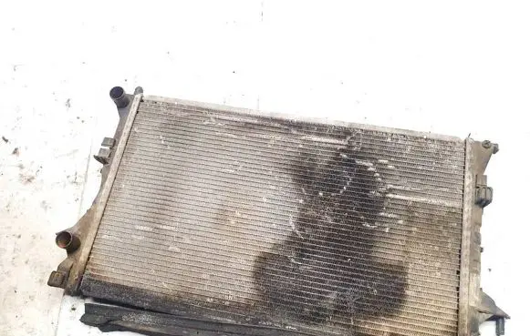 Renault Laguna I Coolant radiator 8200008765a 150720201105