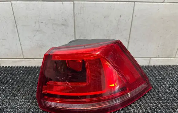 Volkswagen Golf VII Rear/tail lights 5G9945096D