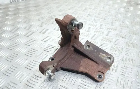 Mitsubishi Lancer VIII Other engine bay part