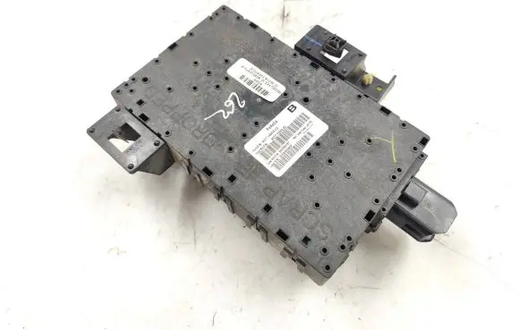 Ford Taurus Fuse module 5S0F90167 AG1T15604BG AG1T14B476CD
