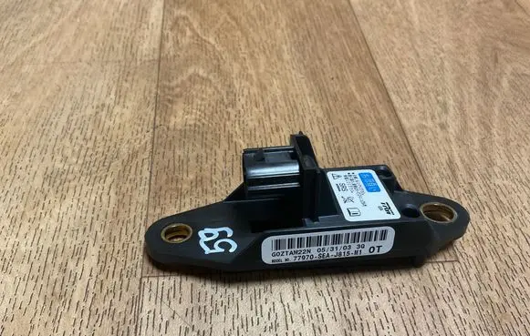 Honda Accord Airbag deployment crash/impact sensor 77970SEAJ815M1 G0ZTAM22N