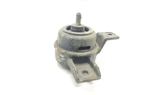 Hyundai Santa Fe Engine mount bracket