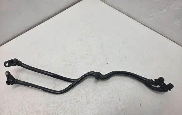 Gearbox oil cooler pipe/hose