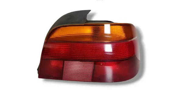 BMW 5 E39 Rear/tail lights 8358032 2VF00724002 5VB00724002
