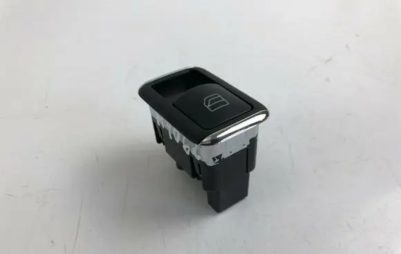 Mercedes-Benz C AMG W204 Electric window control switch A2048707358 H4062