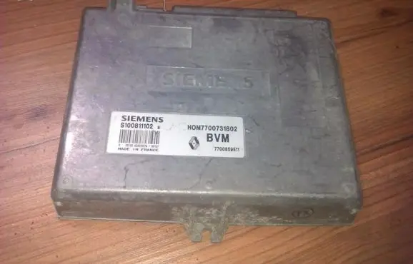 Renault 19 Engine control unit/module 7700731802 s100811102e