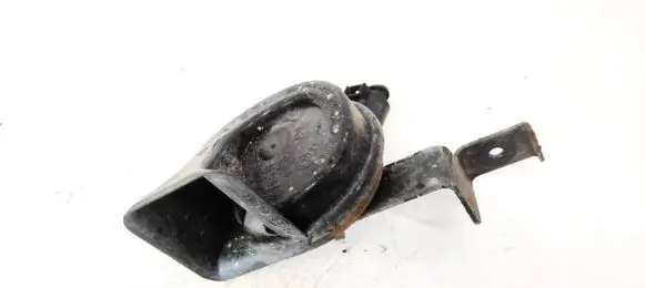 Audi A3 S3 8P Horn signal E9011157