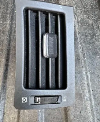 Infiniti M30 Dashboard side air vent grill/cover trim P19680B34000 P19680B34010