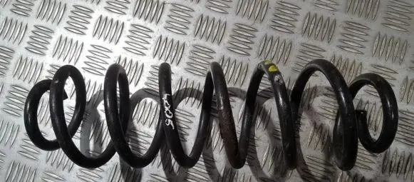 Volkswagen Polo Rear coil spring