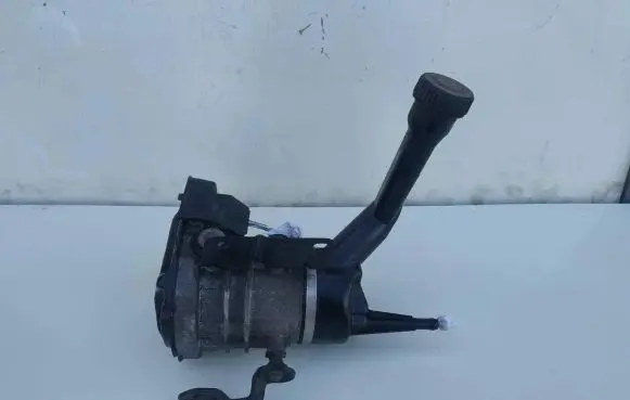 Citroen Berlingo Power steering pump 9670700480