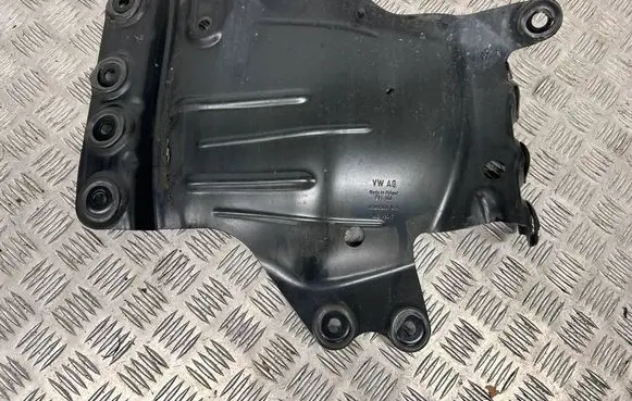 Audi Q7 4M Other under body part 4M0803598H