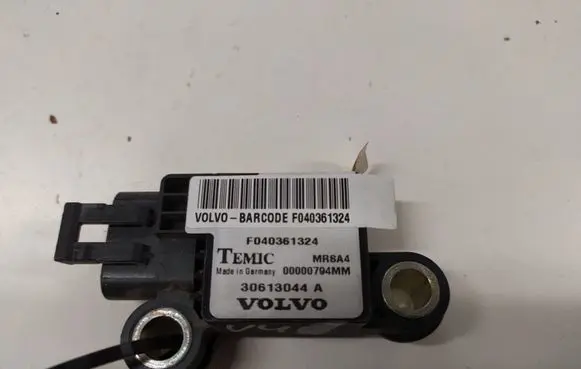 Volvo S40, V40 Airbag deployment crash/impact sensor 30613044A