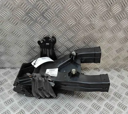 Mercedes-Benz GLE (W166 - C292) Other interior part A1666800614 A1668301600