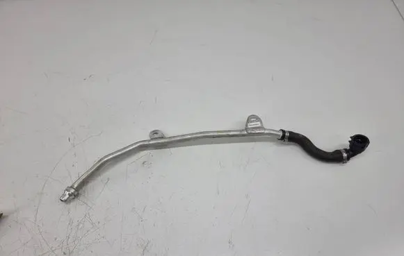BMW X5 G05 Engine coolant pipe/hose 8598364