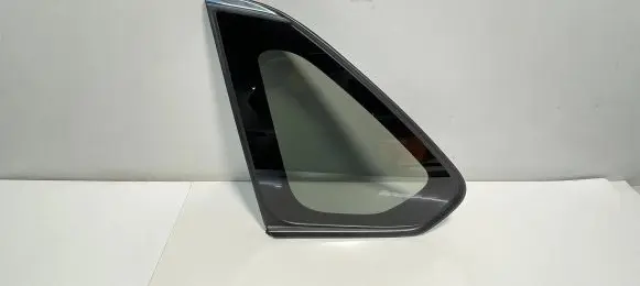 Toyota RAV 4 (XA50) Rear side window 6272042390 24490