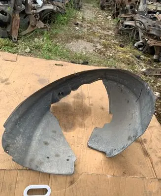 Audi A4 S4 B7 8E 8H Front wheel arch liner splash guards 8E0821132B