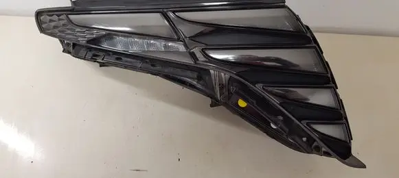 Hyundai Tucson IV NX4 Headlight/headlamp 92208N7100