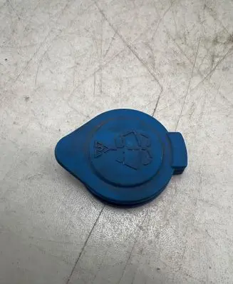 BMW 5 G30 G31 G38 Window washer liquid tank fill tube 7349602 74850613