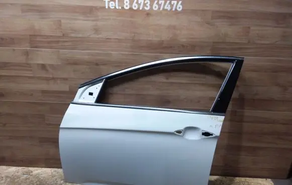 Hyundai i40 Front door