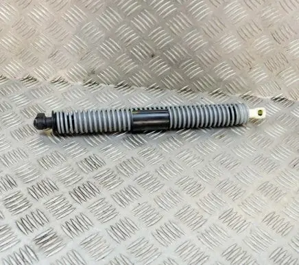 BMW 5 G30 G31 Tailgate/trunk strut/damper 7366403