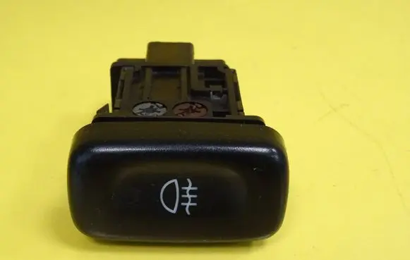 Nissan Primera Fog light switch 