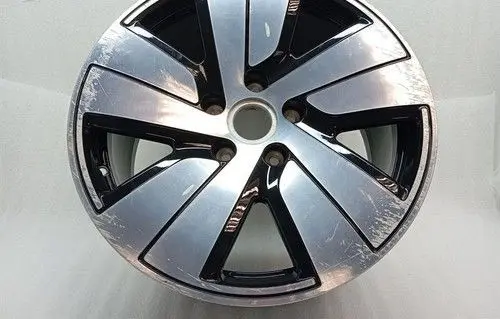 Porsche Taycan 9J1 R18 alloy rim 9J1601025C