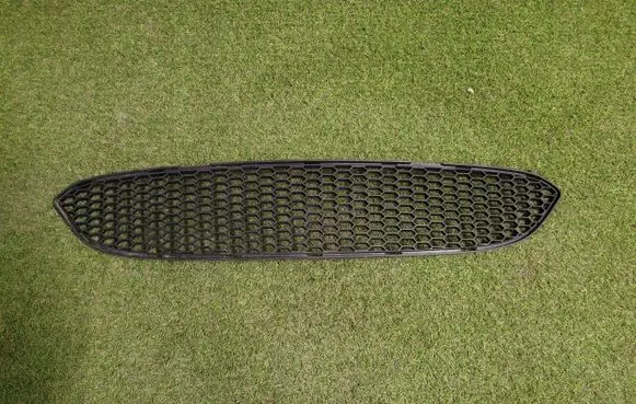 BMW M5 Front bumper lower grill 3399122