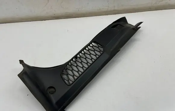 Land Rover Discovery 5 Other trunk/boot trim element HY3244248AD