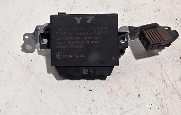 Toyota C-HR I Parking PDC control unit/module 89340F4012 F152489 1810701311