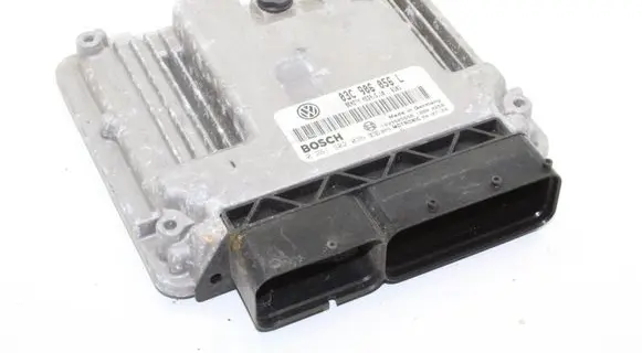 Skoda Octavia Mk1 (1U) Engine control unit/module 03C906056L