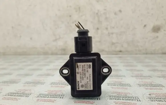 Audi A4 S4 B7 8E 8H ESP acceleration yaw rate sensor 4F0907637