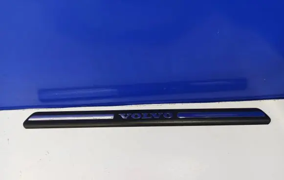 Volvo XC90 Front sill trim cover 8659960