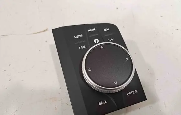BMW X4 G02 Head unit multimedia control 5B6D4E2 5B6B583