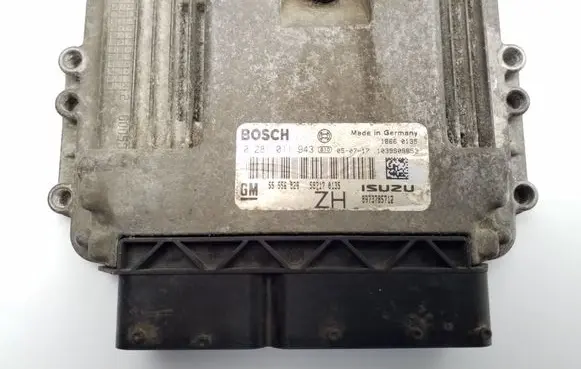 Opel Astra H Engine control unit/module 55556829