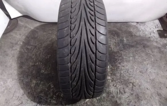 Mercedes-Benz C W204 R18 summer tire 23550R18