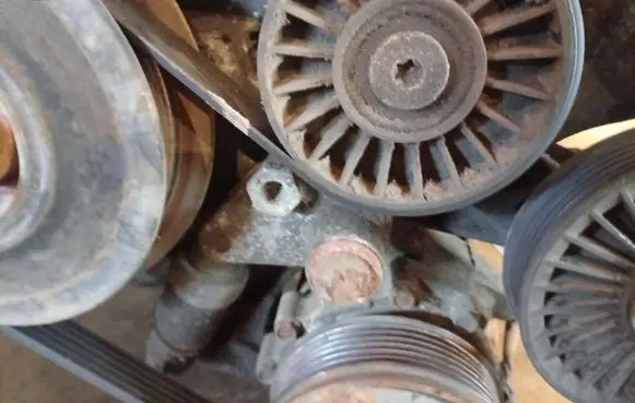 Opel Astra G Generator/alternator belt tensioner