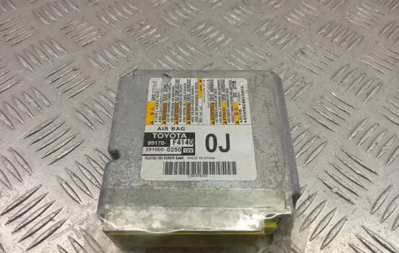 Toyota C-HR I Airbag control unit/module 89170-F4140