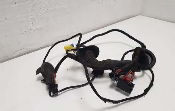 Audi A4 S4 B8 8K Front door wiring loom 8K0971030AM