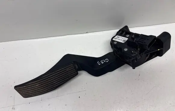 Opel Zafira B Accelerator throttle pedal 9202341