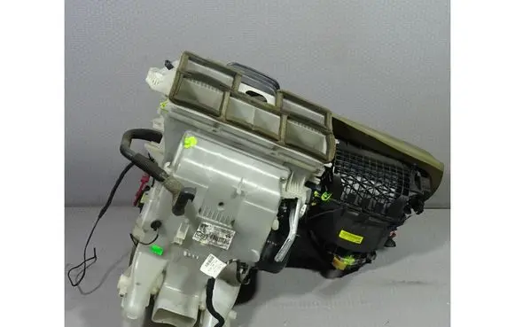 Opel Vectra C Interior heater climate box assembly 13181448