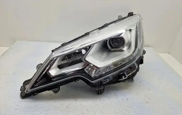 Mitsubishi Space Star Headlight/headlamp