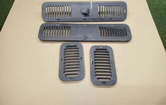 Renault Master III Rear air vent grill 769392825R 769394158R