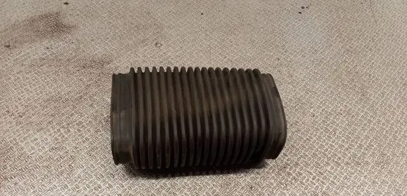 BMW 1 E81 E87 Air intake duct part 7790603