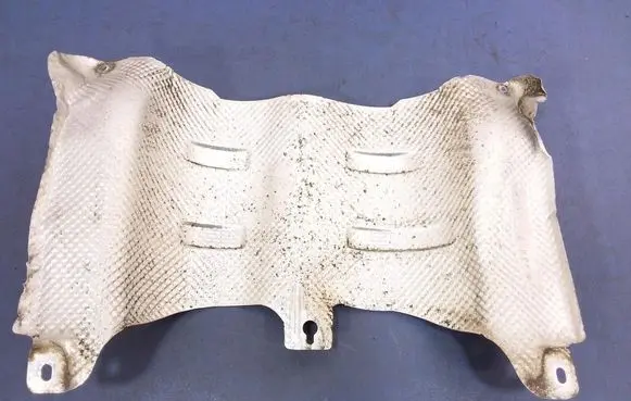 Mercedes-Benz E W211 Exhaust heat shield 