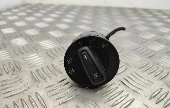 Skoda Octavia Mk3 (5E) Light switch 5E0941431F