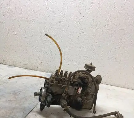Mercedes-Benz 207 310 Fuel injection high pressure pump 6020701901 3690318181 0400075956