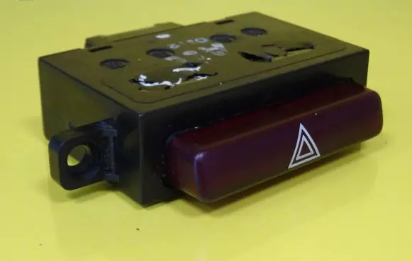 Mazda 323 F Hazard light switch