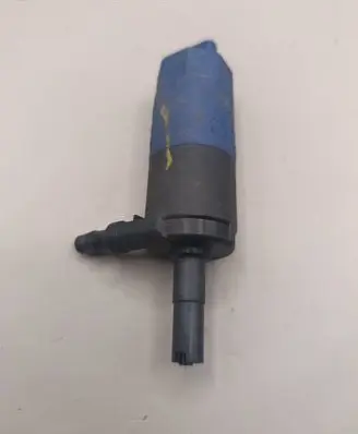 Peugeot Expert Headlight washer pump 8200331654