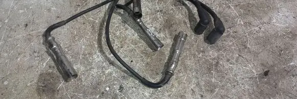 Volkswagen Golf V Ignition plug leads 06A035255C