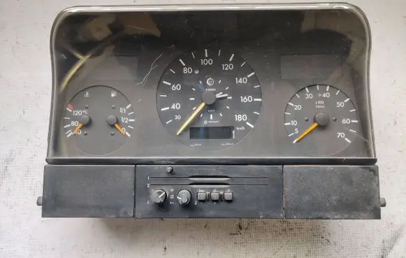 Mercedes-Benz Sprinter W901 W902 W903 W904 Speedometer (instrument cluster) A0004460833